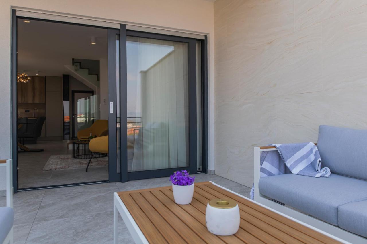 מורטר Villa Magna Luxury Apartments מראה חיצוני תמונה