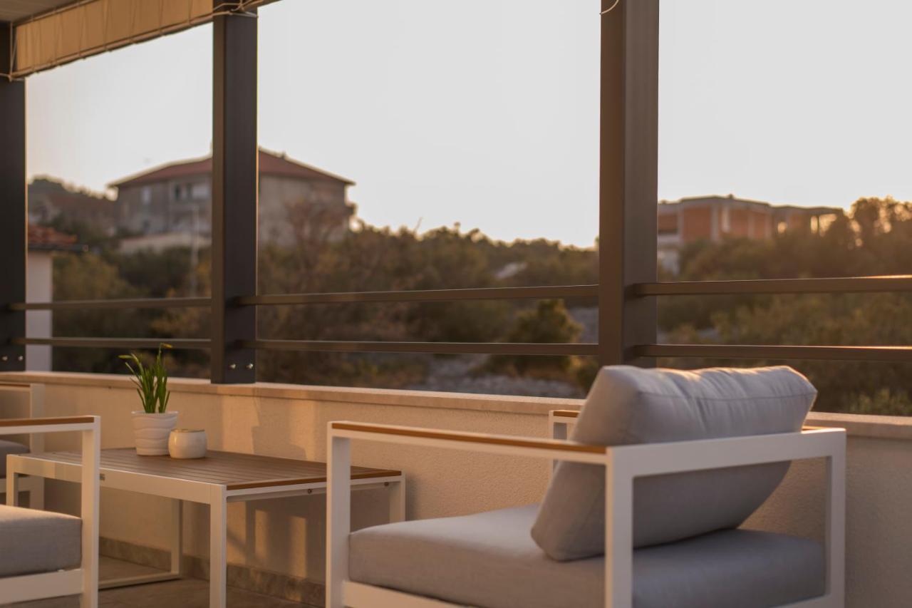 מורטר Villa Magna Luxury Apartments מראה חיצוני תמונה