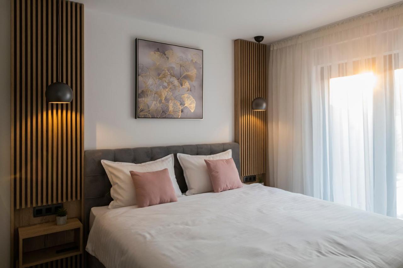 מורטר Villa Magna Luxury Apartments מראה חיצוני תמונה