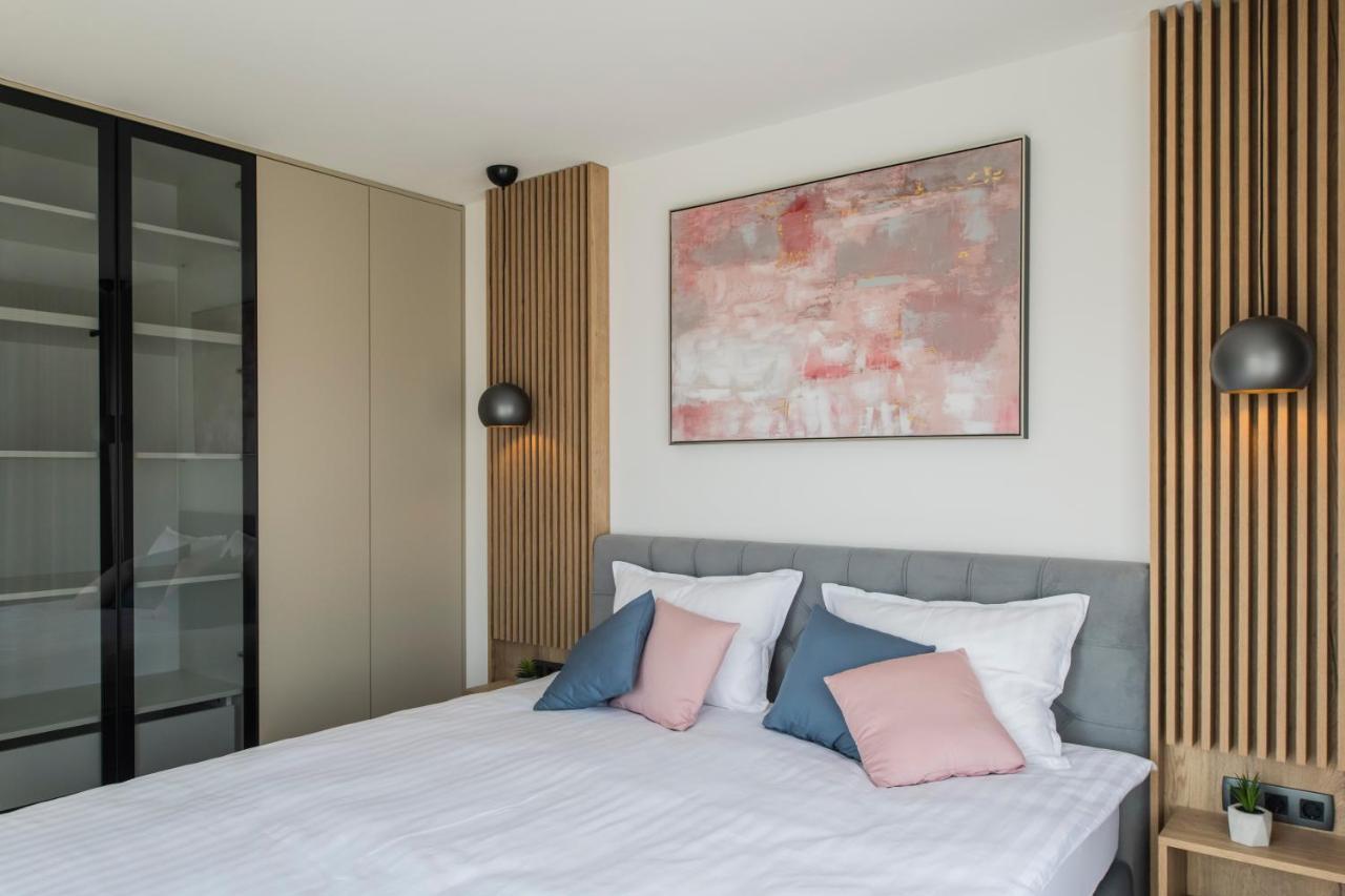 מורטר Villa Magna Luxury Apartments מראה חיצוני תמונה
