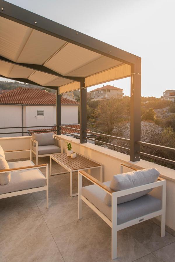 מורטר Villa Magna Luxury Apartments מראה חיצוני תמונה