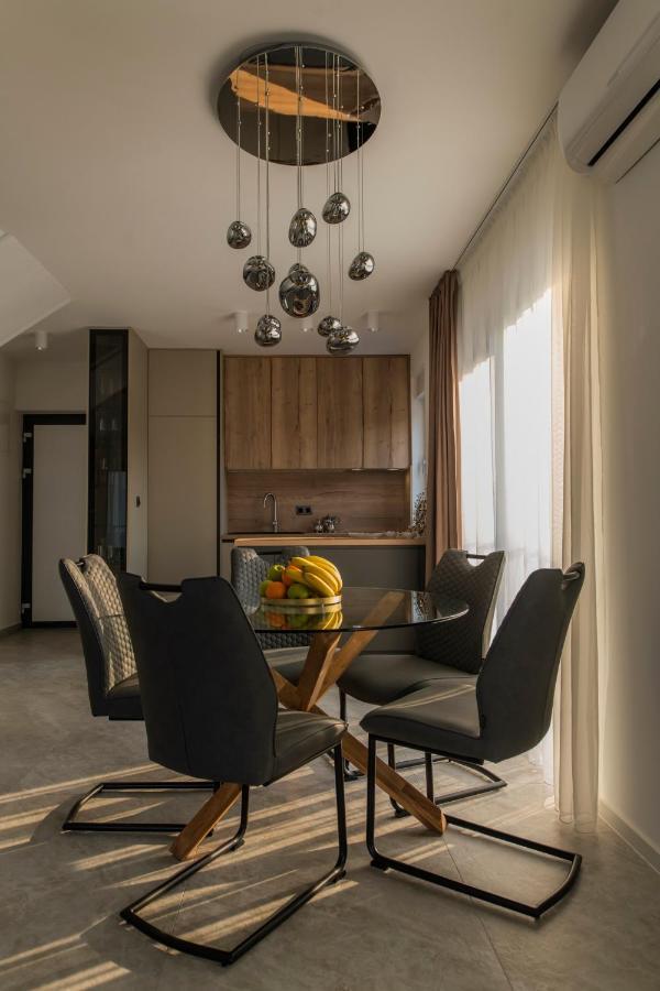 מורטר Villa Magna Luxury Apartments מראה חיצוני תמונה